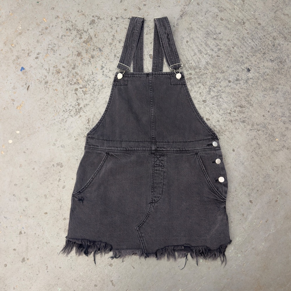 Free People Faded Black Denim Overall Mini Dress Frayed Hem Size 6